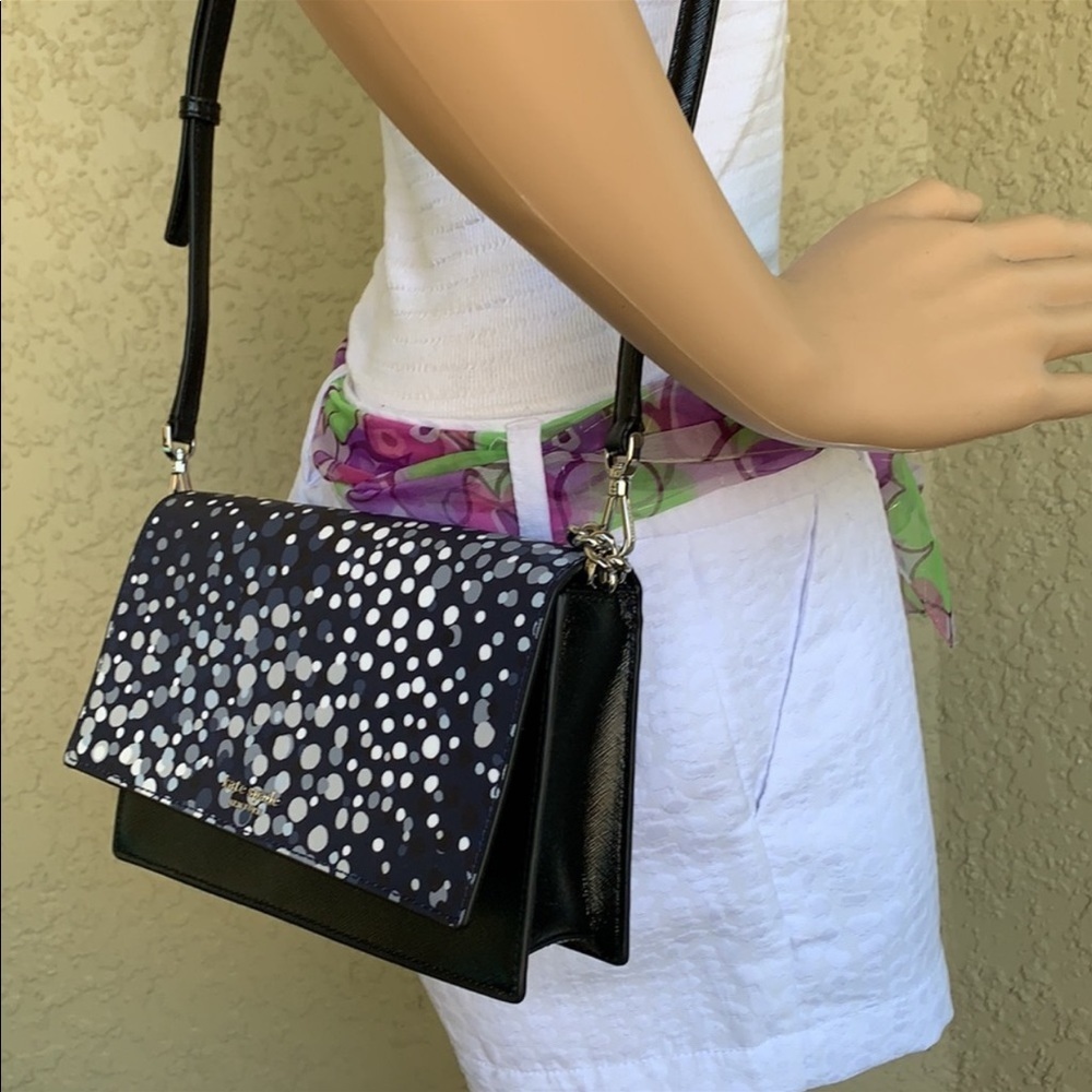KATE SPADE CONVERTIBLE CROSSBODY CAMERON Saffiano Leather
Blue Dots
Black Body - Picture 3 of 15